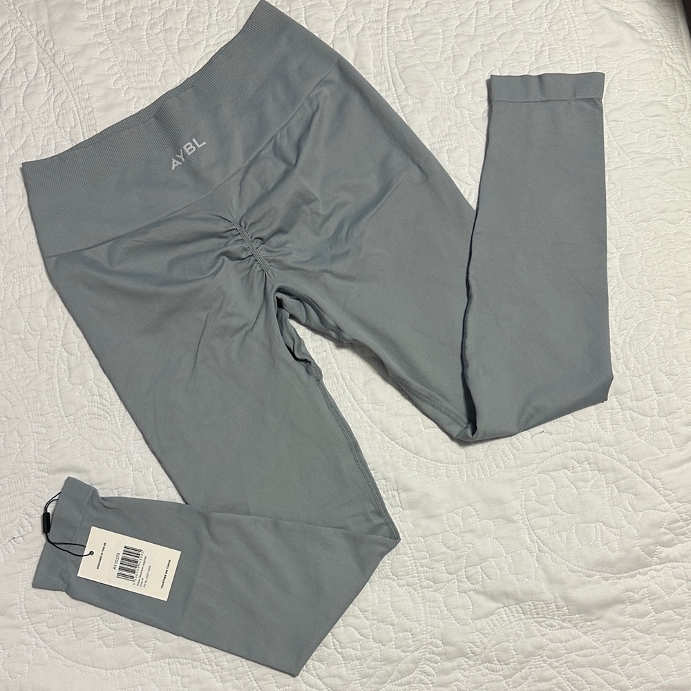 AYBL Power Seamless Leggings with scrunch